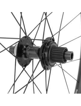 "ROUE VTT 29"" SHIMANO MT601 DISC CENTERLOCK ARRIERE CORPS MICROSPLINE 12V. NOIR TUBELESS-TUBETYPE AXE 12-148"