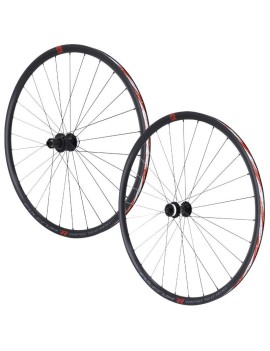 ROUES GRAVEL 700 FULCRUM RAPID RED 900 TUBELESS READY NOIR CENTERLOCK CASSETTE SHIMANO 11-10V. AXE TRAVERSANT10x100 et 12x142 (